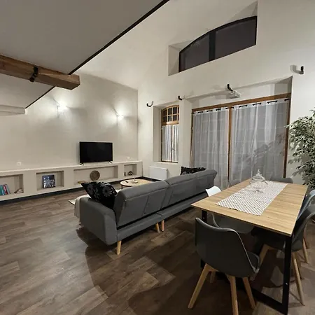 Perylofts 12 *